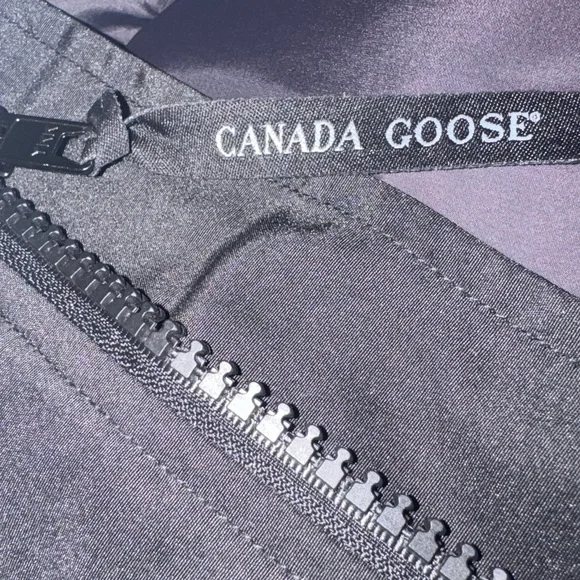 Canada Goose Black Zippered Outerwear - Picture 3 of 7